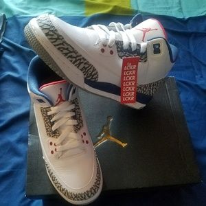 Jordan 3 "True Blue" Size 6.5y